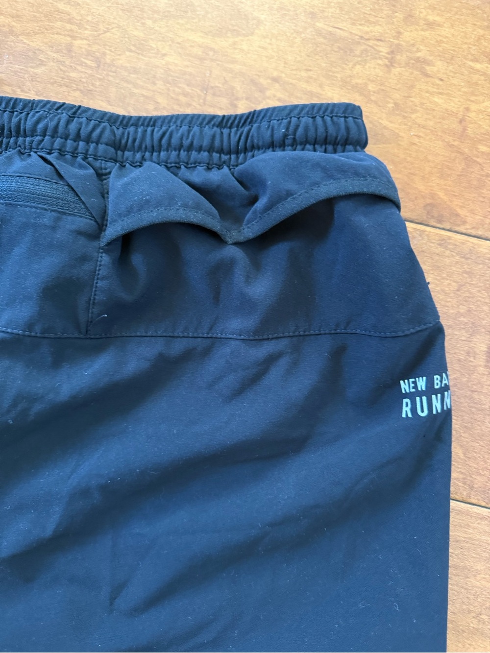New Balance Black Shorts Running Shorts with Liner and Gel pockets size large - Picture 6 of 7